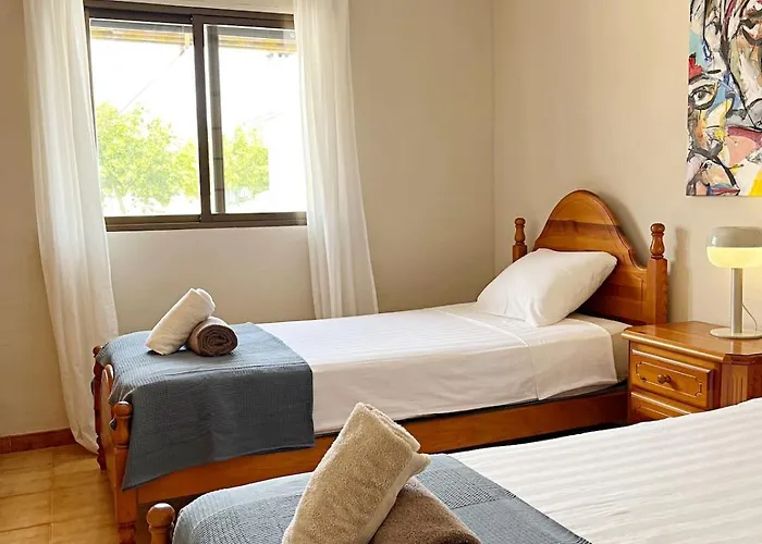 Art House 3br Private Pool * 간디아