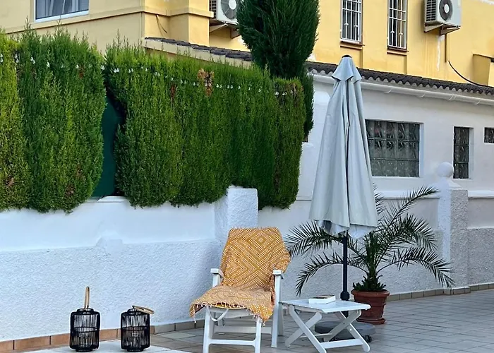 Art House 3br Private Pool 펜션 간디아